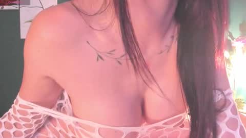 Theressa online show from 28, 9, 2025