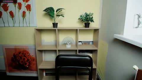 Snapshot of mariatess_ chatting on 6, 1, 2025 Mariia online show from 6, 1, 2025