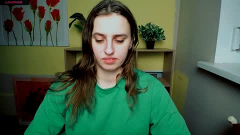 Snapshot of mariatess_ chatting on 4, 2, 2025 Mariia online show from 4, 2, 2025