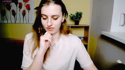 Snapshot of mariatess_ chatting on 3, 3, 2025 Mariia online show from 3, 3, 2025