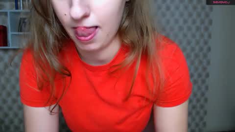 Snapshot of mariatess_ chatting on 11, 10, 2025 Mariia online show from 11, 10, 2025