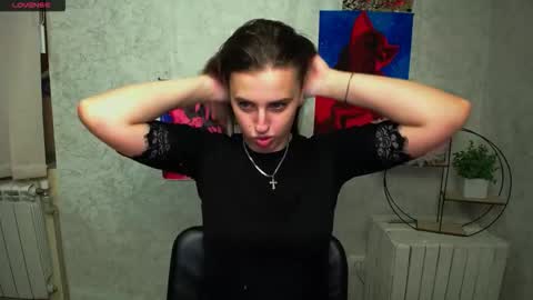 Snapshot of mariatess_ chatting on 4, 11, 2025 Mariia online show from 4, 11, 2025