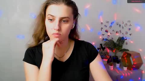 Snapshot of mariatess_ chatting on 24, 11, 2025 Mariia online show from 24, 11, 2025