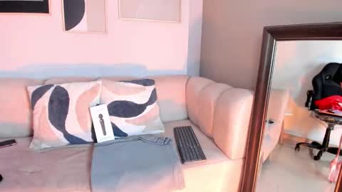 marie_bass online show from 7, 1, 2026