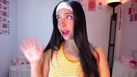 Nicolle online show from 18, 7, 2026