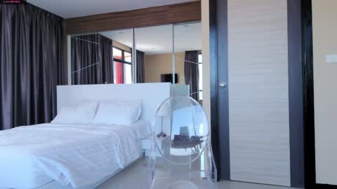 Marie online show from 9, 1, 2025