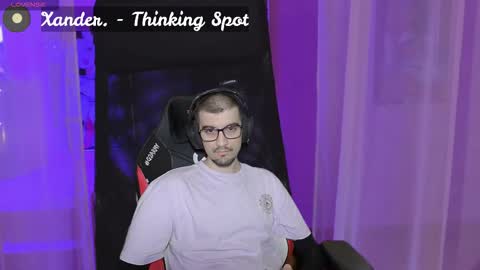 Snapshot of marielessfan chatting on 12, 9, 2025 Marie online show from 12, 9, 2025