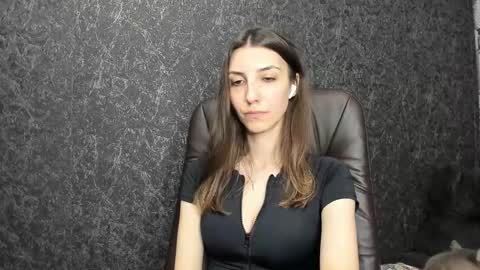 marielleanker online show from 28, 11, 2025