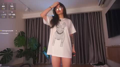 Mia online show from 10, 3, 2026