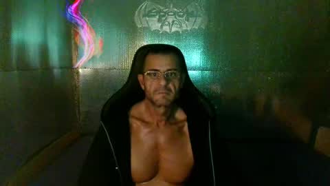 Snapshot of mariettee chatting on 4, 6, 2026 Djpegasus online show from 4, 6, 2026