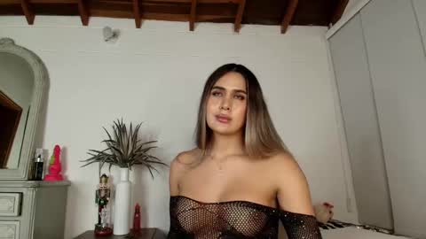 Snapshot of marihana_one1 chatting on 8, 2, 2025 Marihana online show from 8, 2, 2025