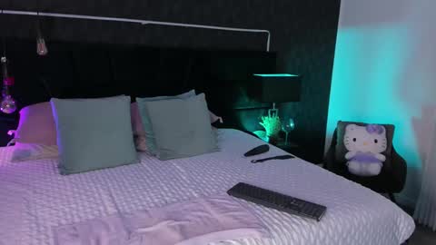 Mariana online show from 6, 3, 2025