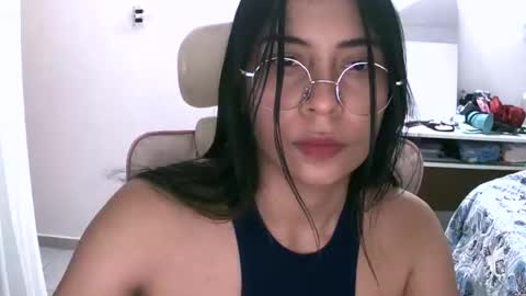 Snapshot of marilove40925 chatting on 7, 11, 2025 marilove40925 online show from 7, 11, 2025