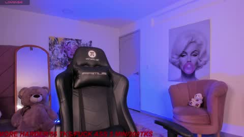 Marily Daniela online show from 2, 4, 2026