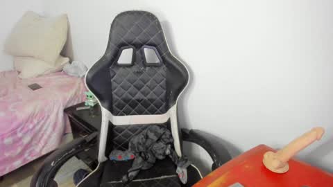 Snapshot of marilyn_lil chatting on 16, 1, 2025 Marilyn online show from 16, 1, 2025