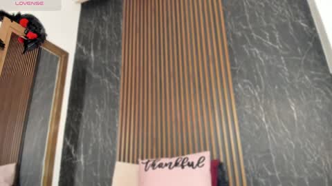 Marilyn  online show from 22, 4, 2026