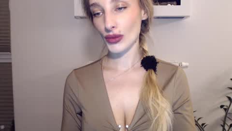 MarilynDevilish online show from 16, 1, 2025