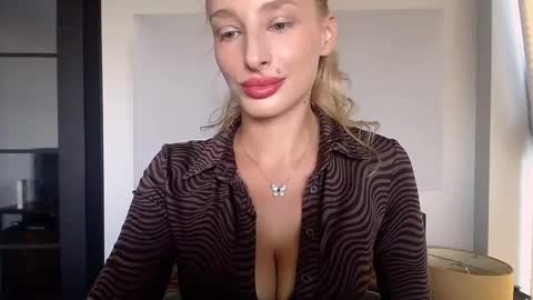 MarilynDevilish online show from 11, 9, 2025