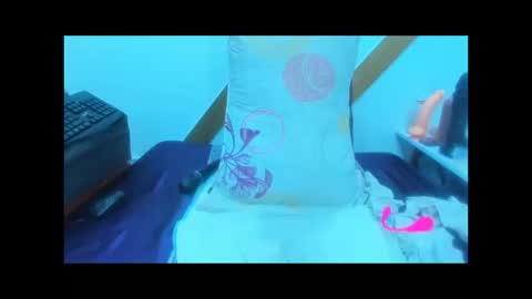 Snapshot of marilynwett chatting on 18, 10, 2025 marilynwett online show from 18, 10, 2025