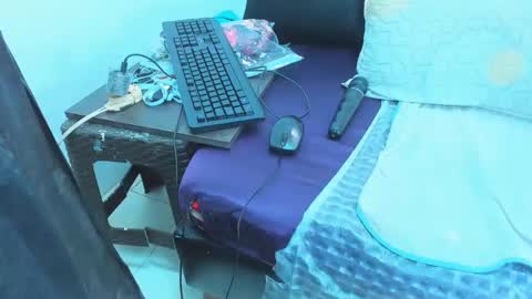 Snapshot of marilynwett chatting on 12, 1, 2026 marilynwett online show from 12, 1, 2026