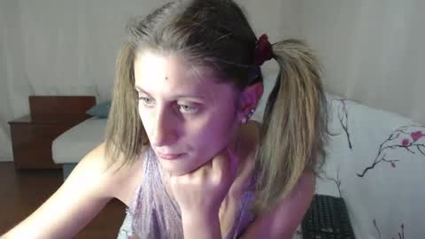 FOREVER YOURS online show from 22, 4, 2026