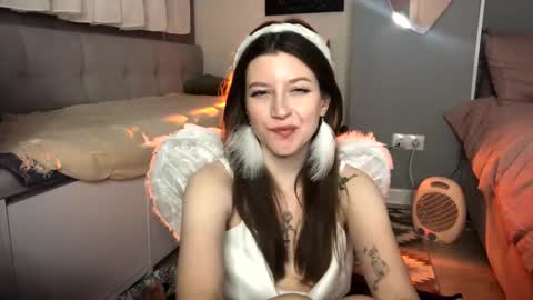 Snapshot of marinaxmonroe chatting on 29, 10, 2025 MarinaxMonroe online show from 29, 10, 2025