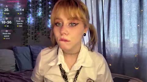 Mia online show from 11, 3, 2026