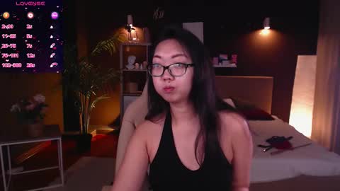 Snapshot of marine_vact chatting on 7, 11, 2025 Marine online show from 7, 11, 2025