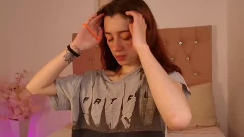 Snapshot of marinette_lux chatting on 1, 10, 2025 marinette online show from 1, 10, 2025