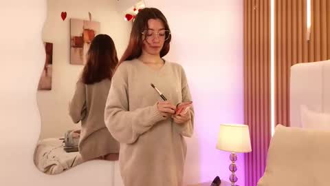 Snapshot of marinette_lux chatting on 24, 2, 2026 marinette online show from 24, 2, 2026