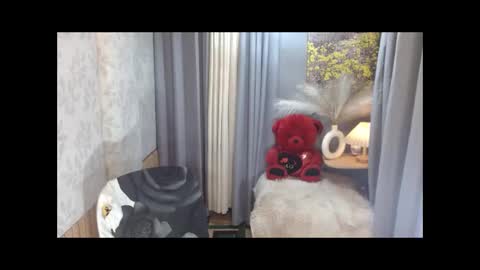 LEAH online show from 22, 4, 2026