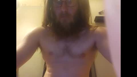 Snapshot of marius02385 chatting on 17, 4, 2026 marius02385 online show from 17, 4, 2026