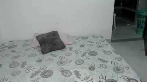 Snapshot of mariza_hot01 chatting on 5, 3, 2026 Conejita online show from 5, 3, 2026