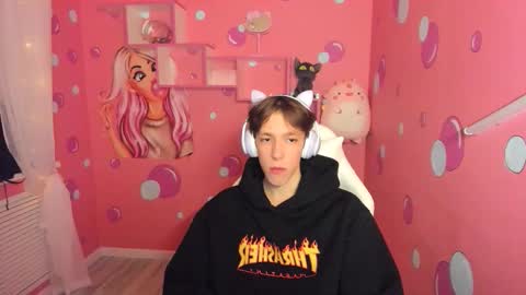 Mark online show from 1, 10, 2025