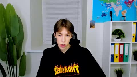 Mark online show from 6, 10, 2025