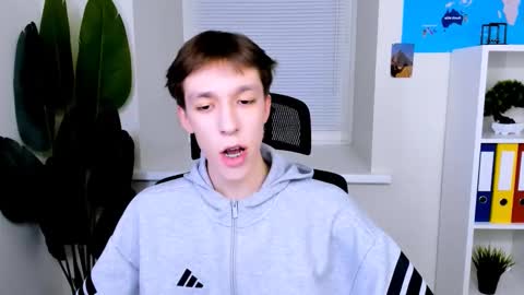 Mark online show from 5, 12, 2025