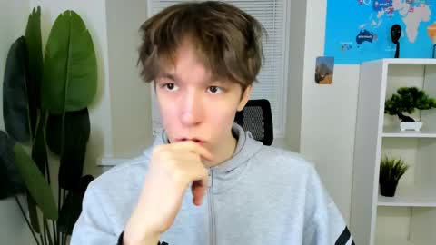 Mark online show from 25, 4, 2026