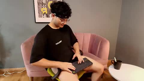 mark_evans1_ online show from 22, 2, 2025