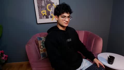 mark_evans1_ online show from 12, 3, 2025