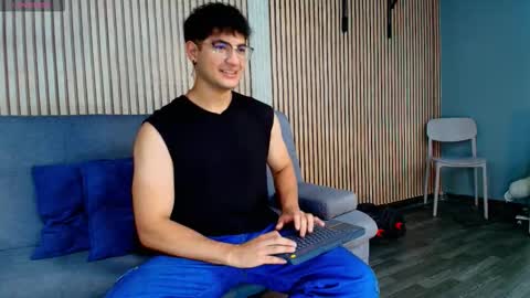 mark_evans1_ online show from 11, 10, 2025