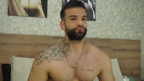 Mark online show from 2, 2, 2025