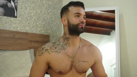 Mark online show from 8, 2, 2025