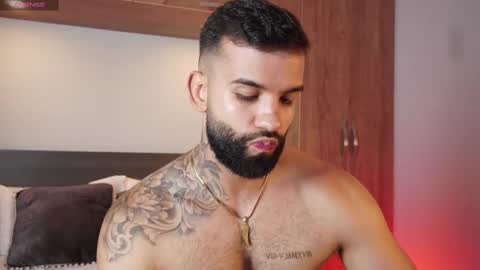 Mark online show from 27, 9, 2025