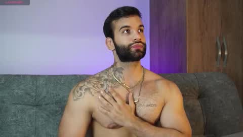 Mark online show from 1, 11, 2025