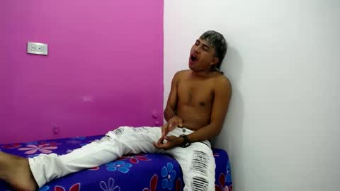 mark_latin18 online show from 6, 2, 2025