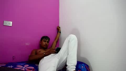 mark_latin18 online show from 7, 2, 2025