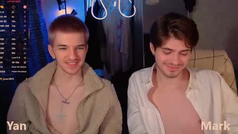 Snapshot of mark_sun chatting on 16, 12, 2025 Mark online show from 16, 12, 2025