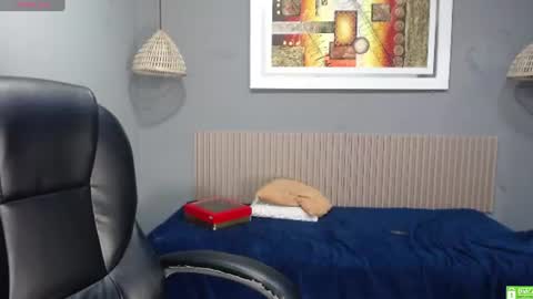 markbowie online show from 24, 7, 2026