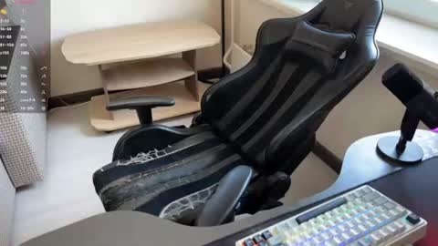 Mark online show from 22, 6, 2026