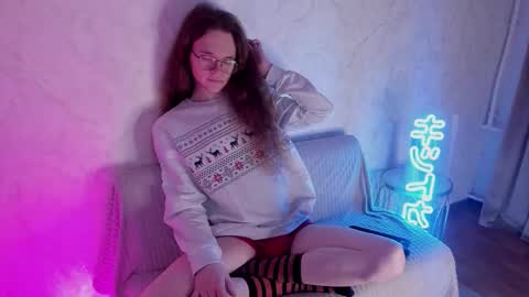 Snapshot of markglover chatting on 4, 12, 2025 Mark online show from 4, 12, 2025